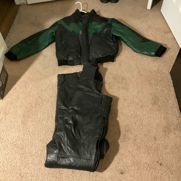 Heavy duty, genuine leather snowmobile suit. - Picture 2 of 16